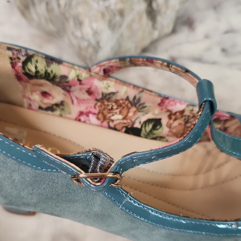 Hotter Suede & Patent Leather Teal Color T-Strap Heels Sz11 (Unisex) - Picture 10 of 10